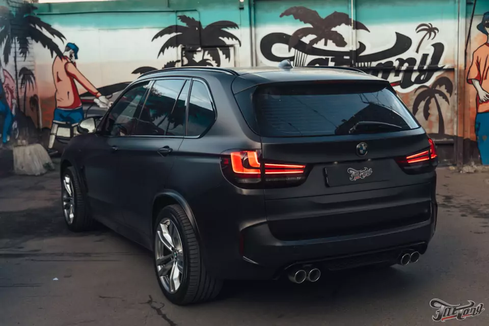 Установили на BMW X5 систему активного выхлопа Terminator! Выполнили комплексную шумоизоляцию салона и построили новую акустическую систему, провели техническое обслуживание